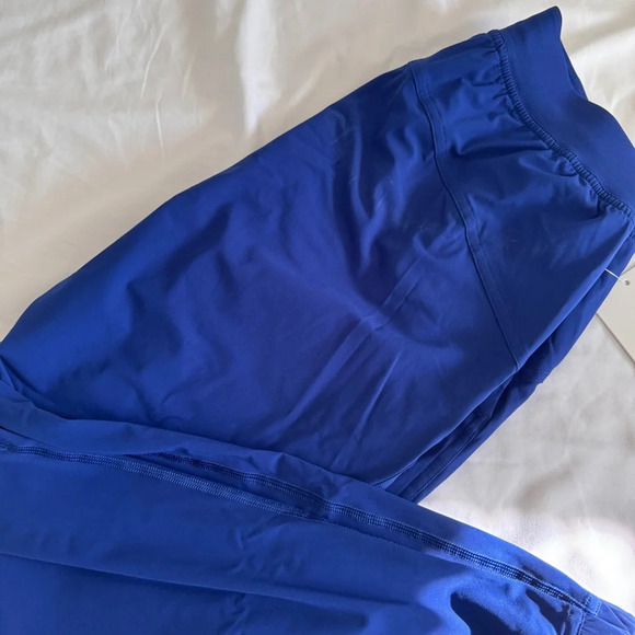 🆕💙 Lululemon Adapted State HR Cropped Jogger - Larkspur - Picture 3 of 10